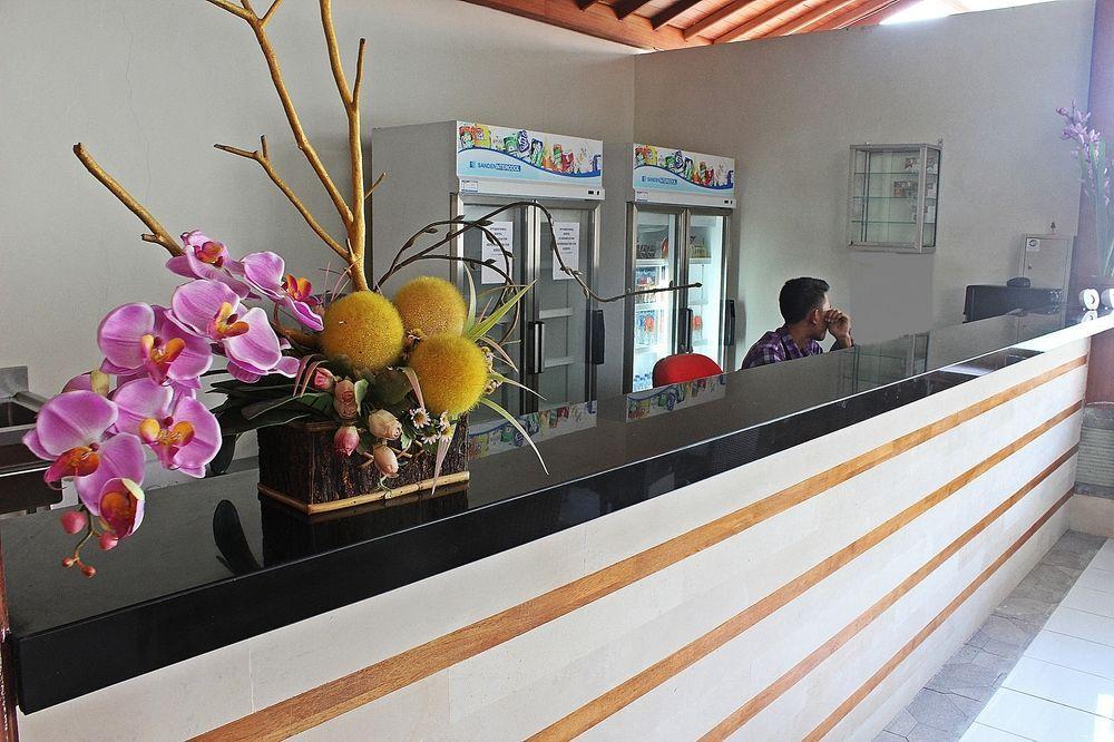 Mirah Hostel Legian Exteriör bild